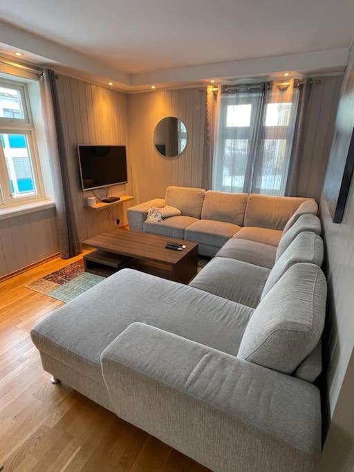 Skjomtind - Modern Apartment With Free Parking Нарвік Екстер'єр фото